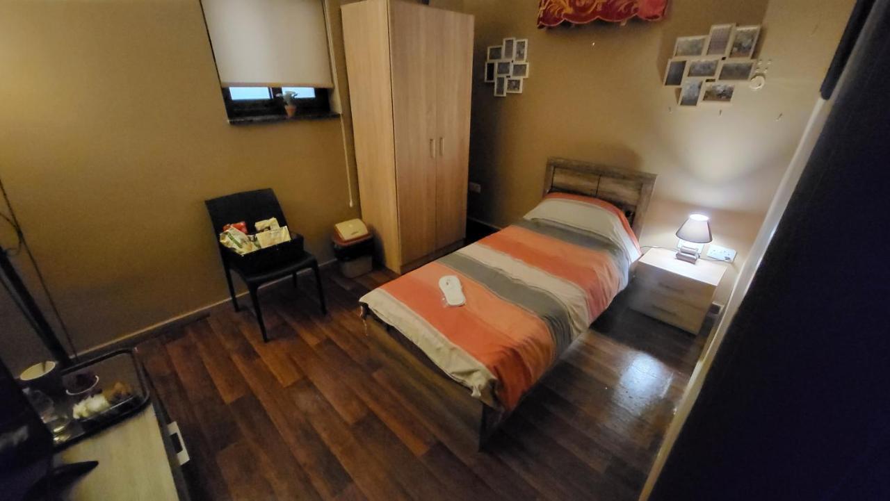 Lotus Guest House Malta Gzira Bagian luar foto
