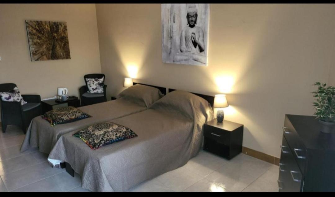 Lotus Guest House Malta Gzira Ruang foto