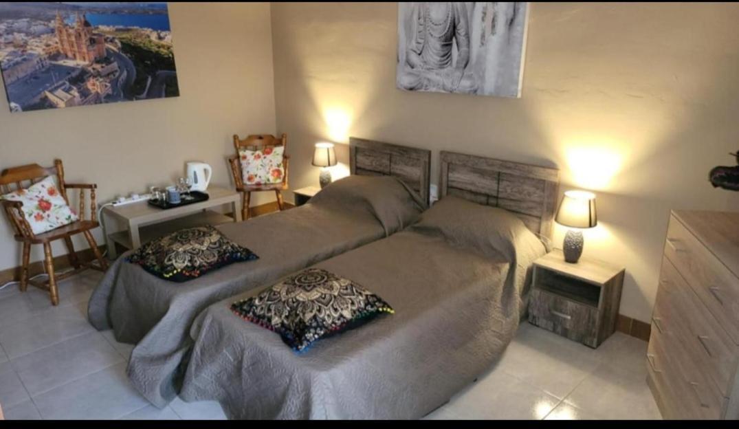 Lotus Guest House Malta Gzira Ruang foto