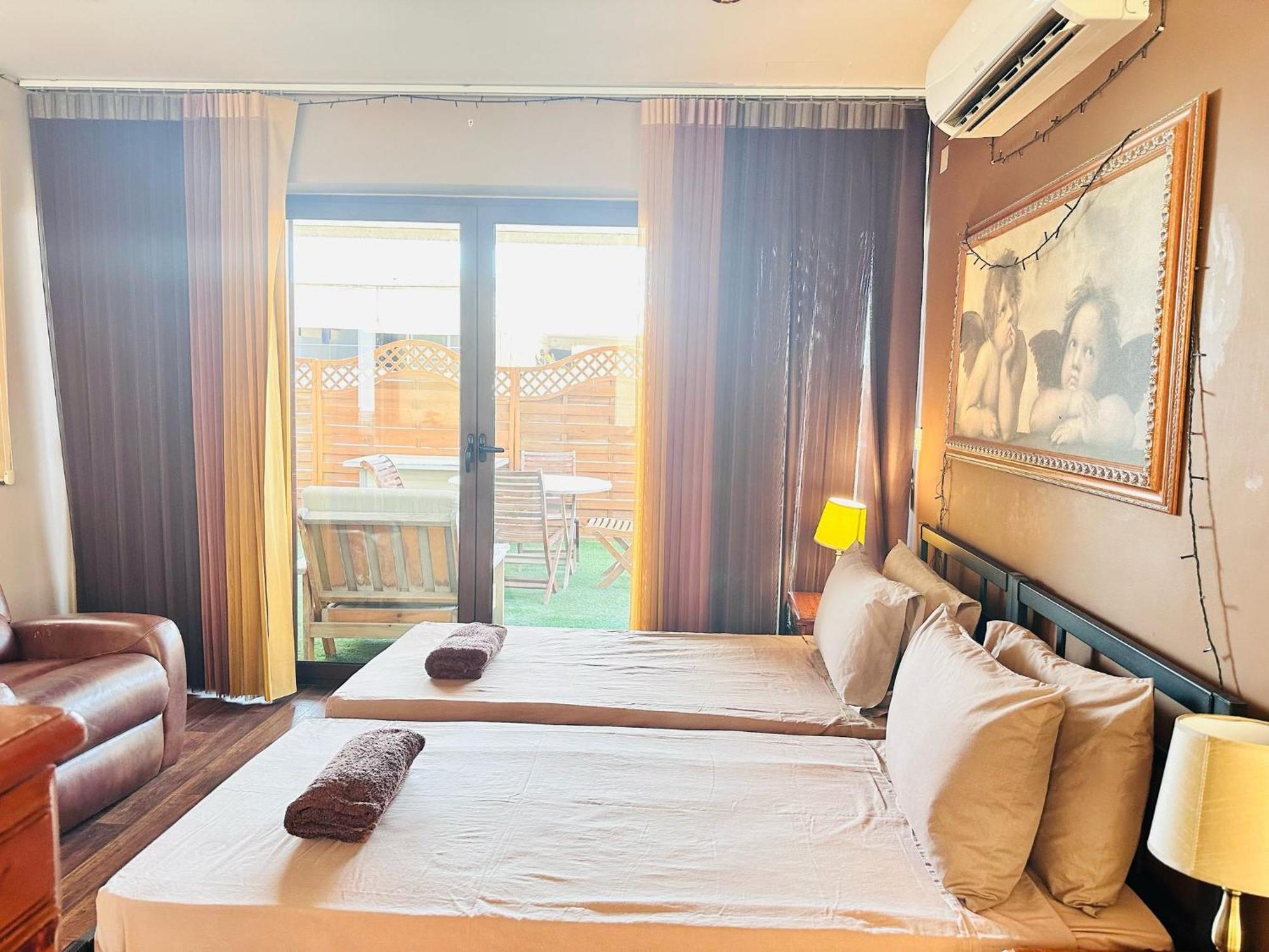 Lotus Guest House Malta Gzira Bagian luar foto
